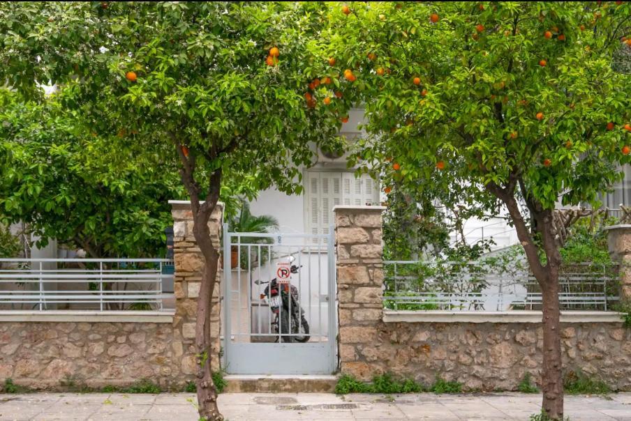 Apartment Classic Luxury Apartment, 3 Km Form Acropoli, 5km From The Athens